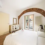 아파트 Casa Elena Al Balcone Di Giulietta - Charme And Style