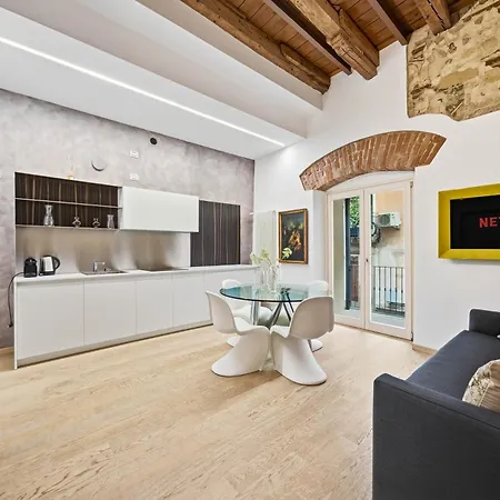 Casa Elena Al Balcone Di Giulietta - Charme And Style Daire *